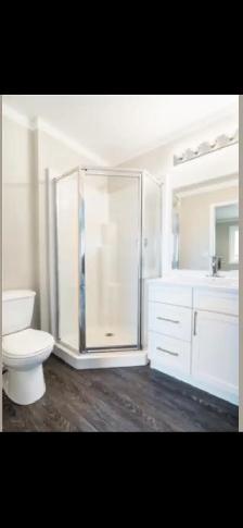 NEWER 4 Bedroom Duplex with Garage for Rent in Kleefeld! - Photo 3