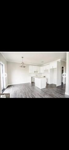 NEWER 4 Bedroom Duplex with Garage for Rent in Kleefeld! - Photo 9