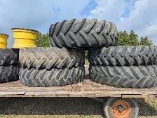 Tractor Tires - Photo 2