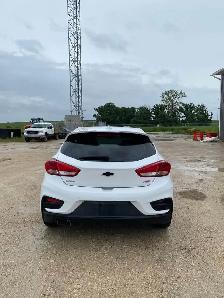 2019 Chevrolet Cruze Premier RS - Photo 2
