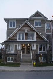 Room for rent in 2-bedroom condo