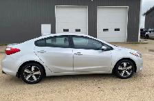 2018 Kia Forte LX - Photo 8