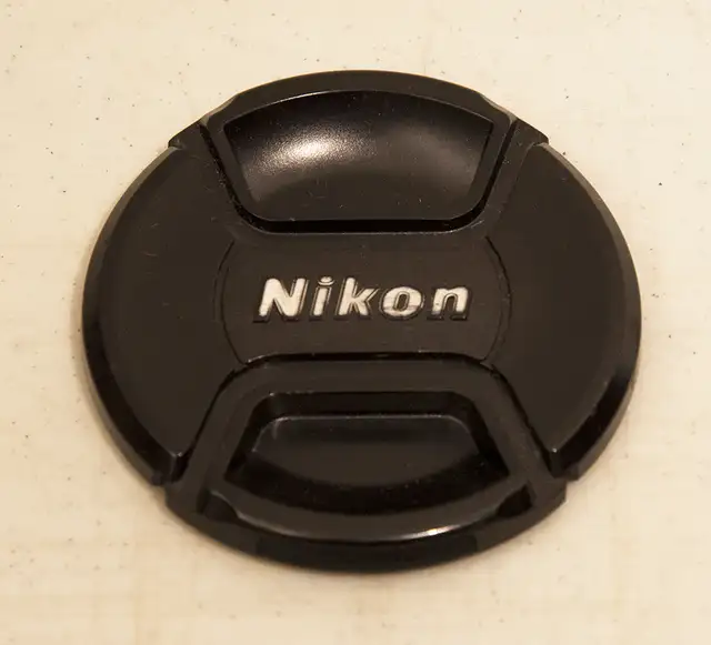 Genuine Nikon 72mm Lens Cap (Mint)