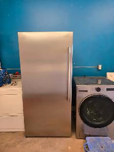 Frigidaire Professional Standing freezer. Perfect, warranty