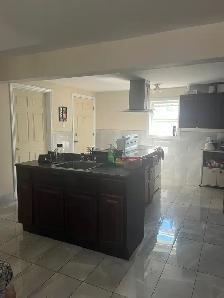 Room are for rent near UNB Fredericton for September 1st - Photo 2