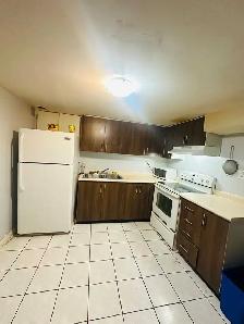 Room for rent for sharing Girls only  Oct 1st - Photo 2