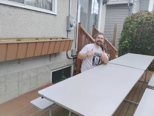 Foldable 12 foot long picnick/cafateria table