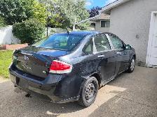 Ford Focus needs love - Photo 3