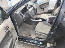 Ford Focus needs love - Photo 5