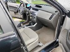 Ford Focus needs love - Photo 6