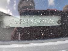 Ford Focus needs love - Photo 9