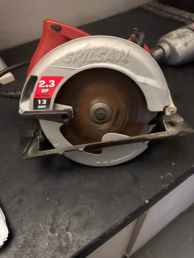skilsaw 2.3!hp 13 amp corded