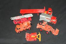 MATCHBOX LESNEY KING SIZE LOT TRACTOR TRANSPORTER W BLUE TRACTOR