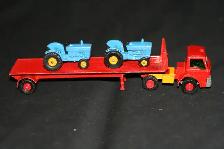 MATCHBOX LESNEY KING SIZE LOT TRACTOR TRANSPORTER W BLUE TRACTOR - Photo 3