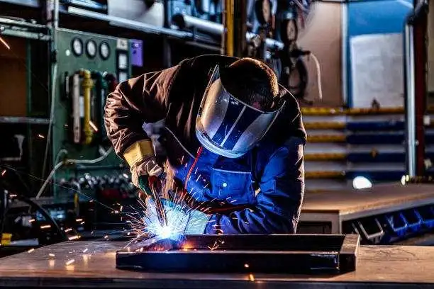 I want Fabricator Mig Welder