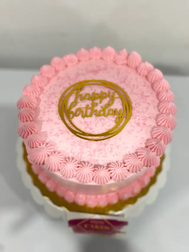 Vanilla cake , double chocolate cake