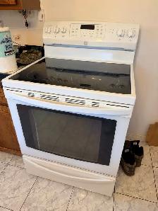 Stove/Oven  - Kenmore -  convection