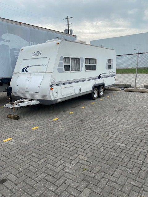 1999 20ft Trail-lite camper