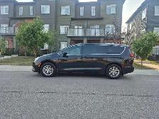 CHRYSLER GRAND CARAVAN SXT 2025 - Photo 4