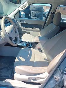2010 Ford Escape Limited for sale - Photo 2