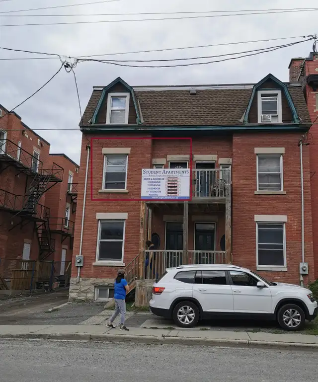 University Ottawa room for lease, 750 per month including all