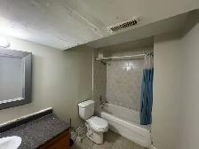 Basment Room For Rent - Photo 6
