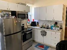 Junior One Bedroom in Leslieville with Parking! - Photo 4