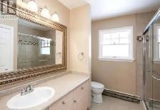 5 Bedroom 2 Bath. 441 Sarnia Rd. Sept 2026 1 year. FEMALES ONLY - Photo 7