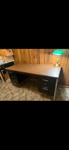 office desk (heavy duty)