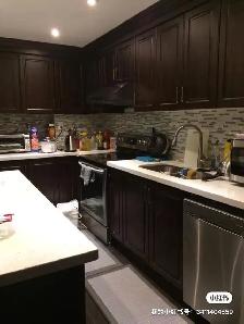 Cozy room in eastyork available from Aug 26th,single/couple - Photo 3