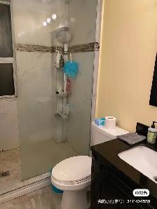 Cozy room in eastyork available from Aug 26th,single/couple - Photo 4