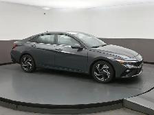 2025 Hyundai Elantra Luxury ALMOST NEW, Leather, Sunroof, Blueli