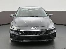 2025 Hyundai Elantra Luxury ALMOST NEW, Leather, Sunroof, Blueli - Photo 2