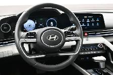 2025 Hyundai Elantra Luxury ALMOST NEW, Leather, Sunroof, Blueli - Photo 18