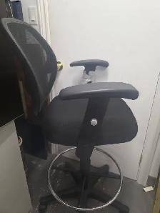 Black Mesh Computer Drafting Chair - Photo 4