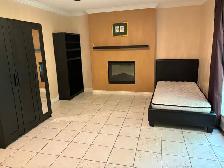 Room for Rent- three minutes walk to UTM - Photo 3