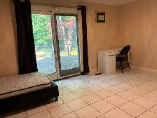Room for Rent- three minutes walk to UTM - Photo 4