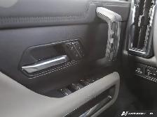 2026 GMC HUMMER EV SUV - Photo 17