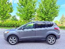 2014 Ford Escape Titanium 4dr 4x4 Automatic - Photo 18
