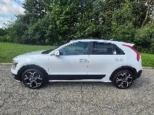 2026 Kia Niro SX FWD - Photo 4