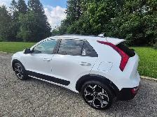 2026 Kia Niro SX FWD - Photo 5
