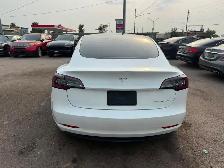 2022 Tesla Model 3 LONG RANGE - Photo 4