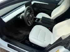 2022 Tesla Model 3 LONG RANGE - Photo 9