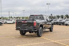 2026 GMC Sierra 3500HD AT4 - Photo 9