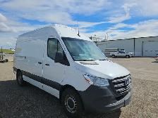 2020 Mercedes-Benz Sprinter - Photo 2