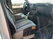 2019 GMC Savana - Photo 18