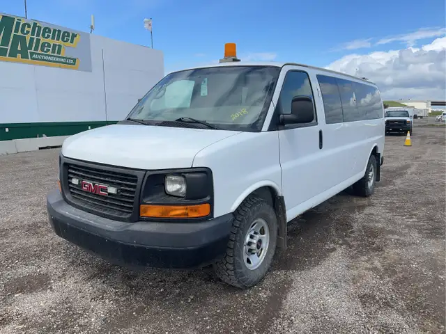 2015 GMC Savana