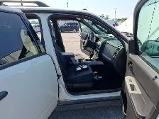 2011 Ford Escape - Photo 18