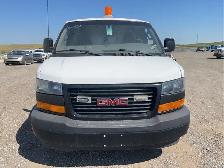 2019 GMC Savana - Photo 8