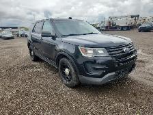 2018 Ford Explorer - Photo 2